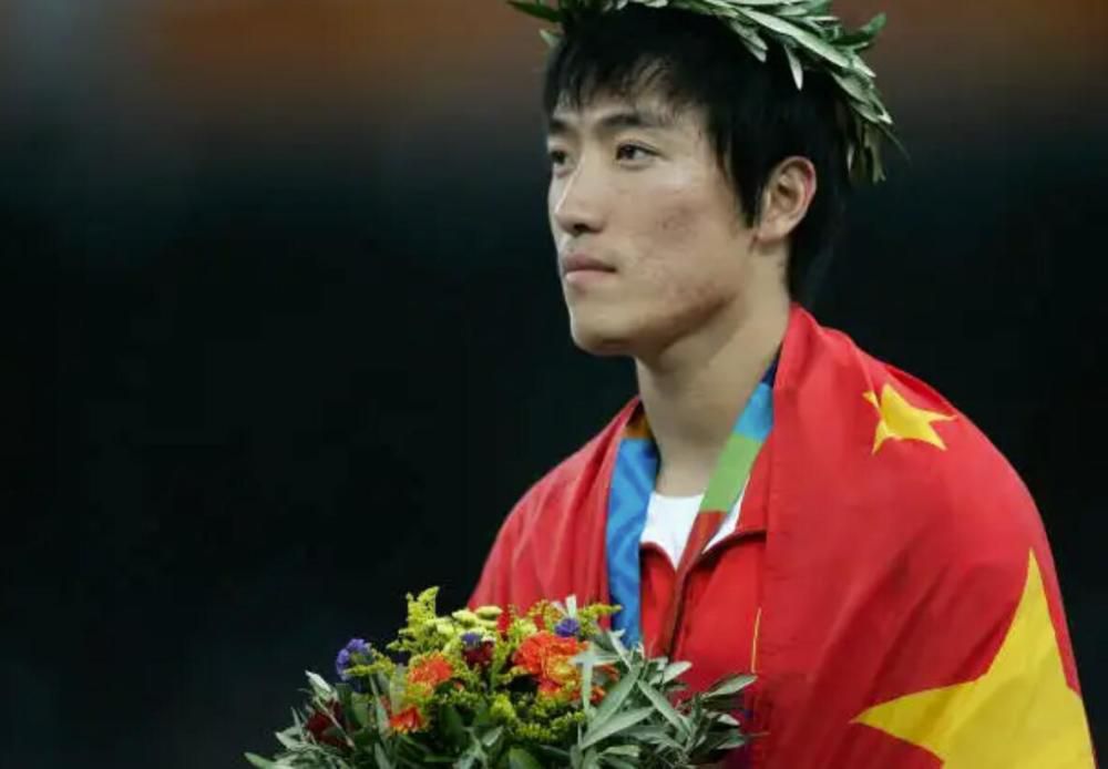 The Athletic撰文谈到了巴萨的情况，该文表示巴萨高层对球队输给赫罗纳感到痛苦，若球队周末再输球，可能会换帅。